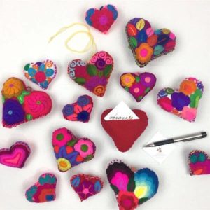 Abrazo Style - Message Heart - medium