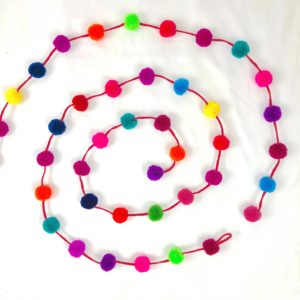 Abrazo Style - Colorful Pompom Garland