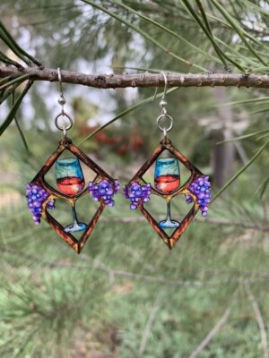 Green Tree Jewelry - Heart in Wine Earrings